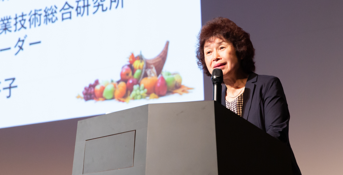 阿部 啓子 氏